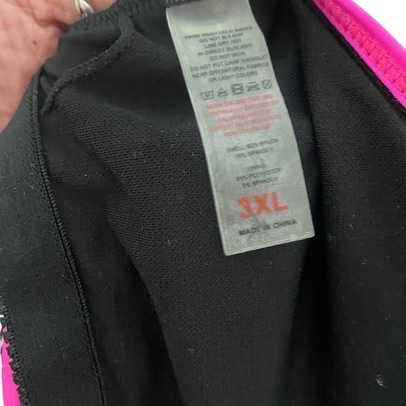 Women’s tankini black and white size 3X  bathing suit top razor back - Picture 4 of 5